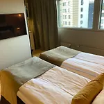 Skyline Airport 4*