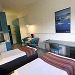 Skyline Airport 4* וואנטאה