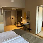 Skyline Airport 4* וואנטאה