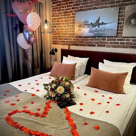 Skyline Airport Hotel 4*