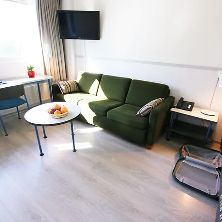 Skyline Airport 4*