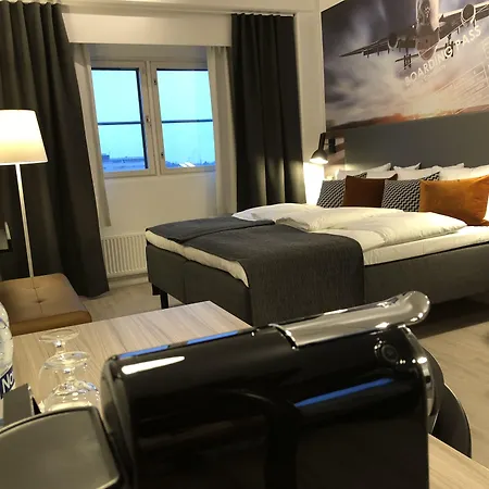Skyline Airport Hotel
