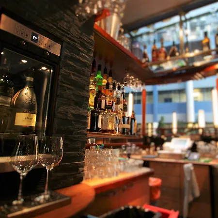 Skyline Airport Otel 4*