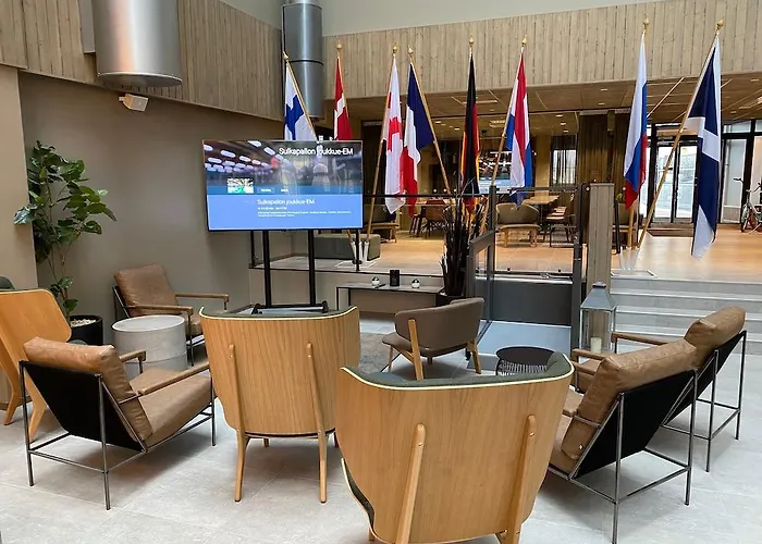 Skyline Airport Hotel 4*