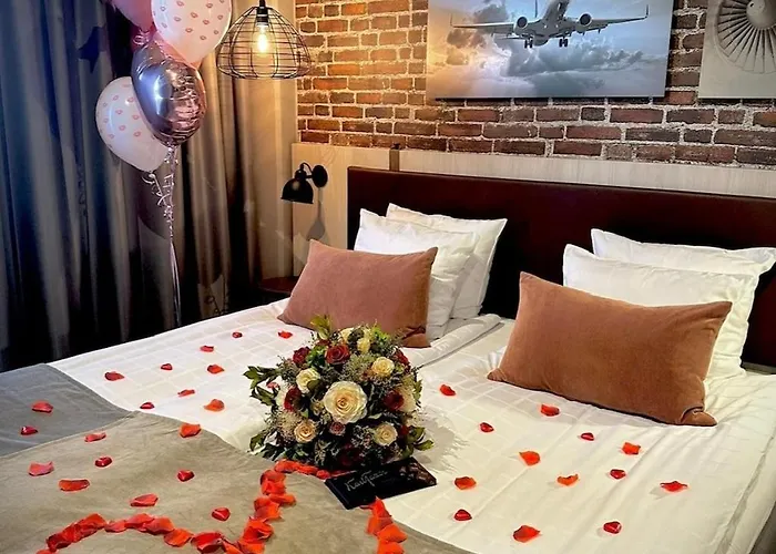 Skyline Airport Hotelli 4*