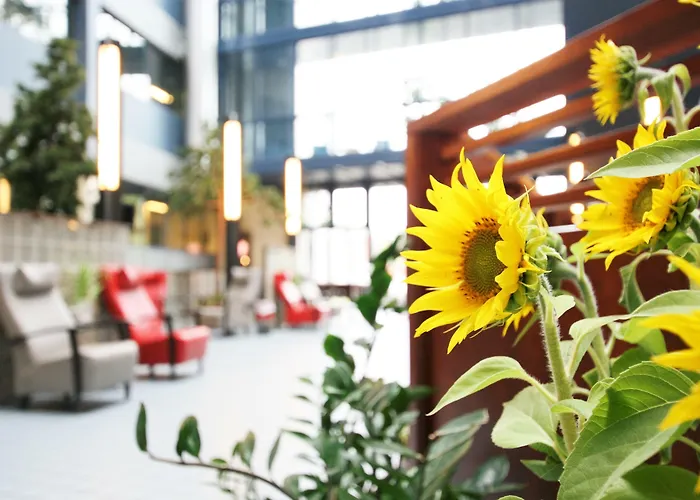 Skyline Airport Hotelli 4*