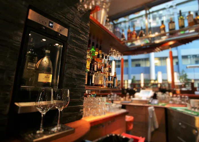 Skyline Airport Szálloda 4*