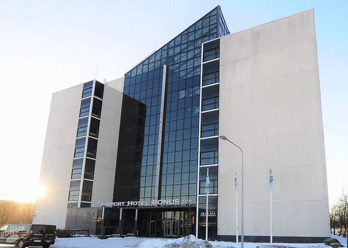 Skyline Airport Hotel