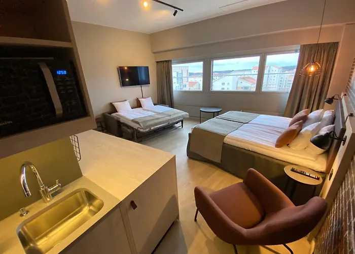 Skyline Airport Hotel